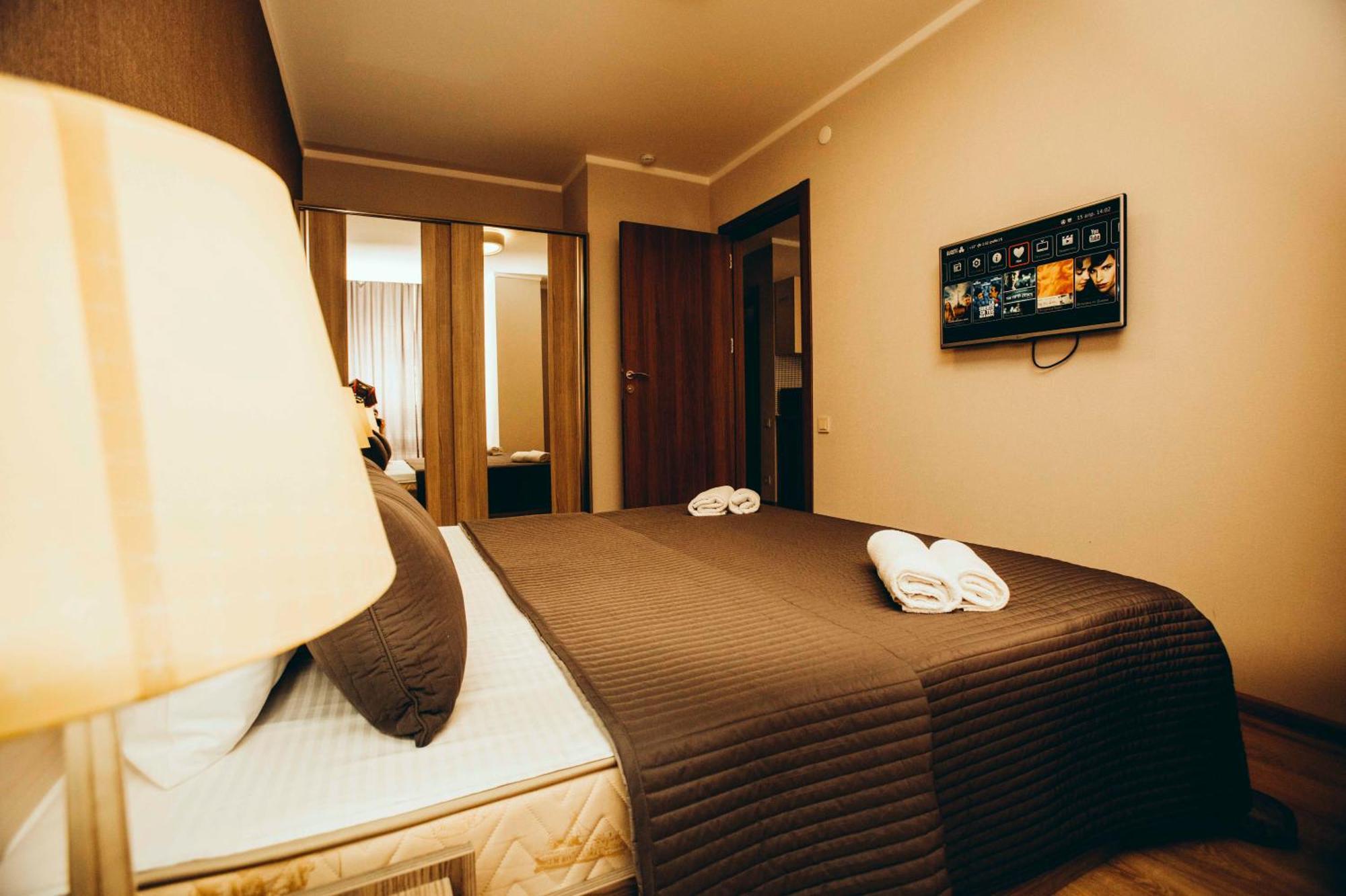 Holiday Lux Tower Батумі Номер фото