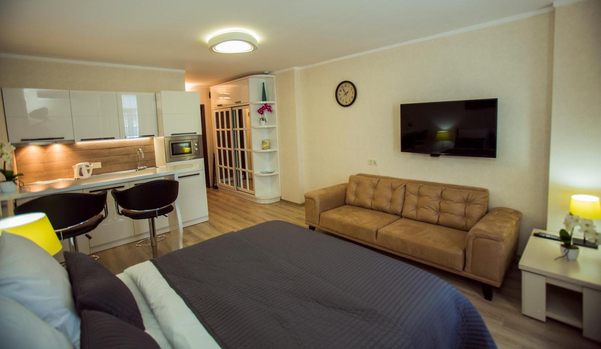 Holiday Lux Tower Батумі Екстер'єр фото